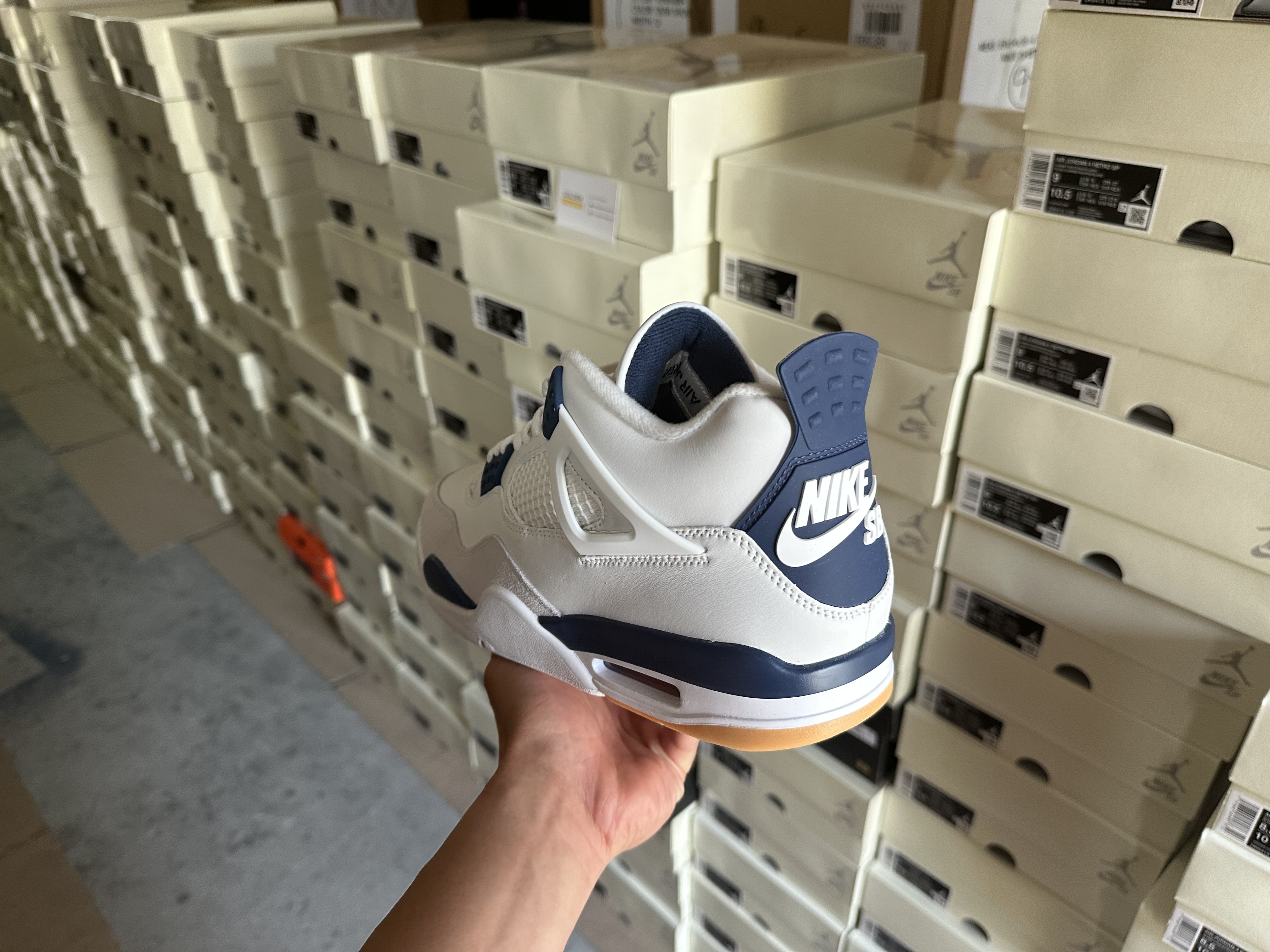 Jordan 4 Retro SB Navy