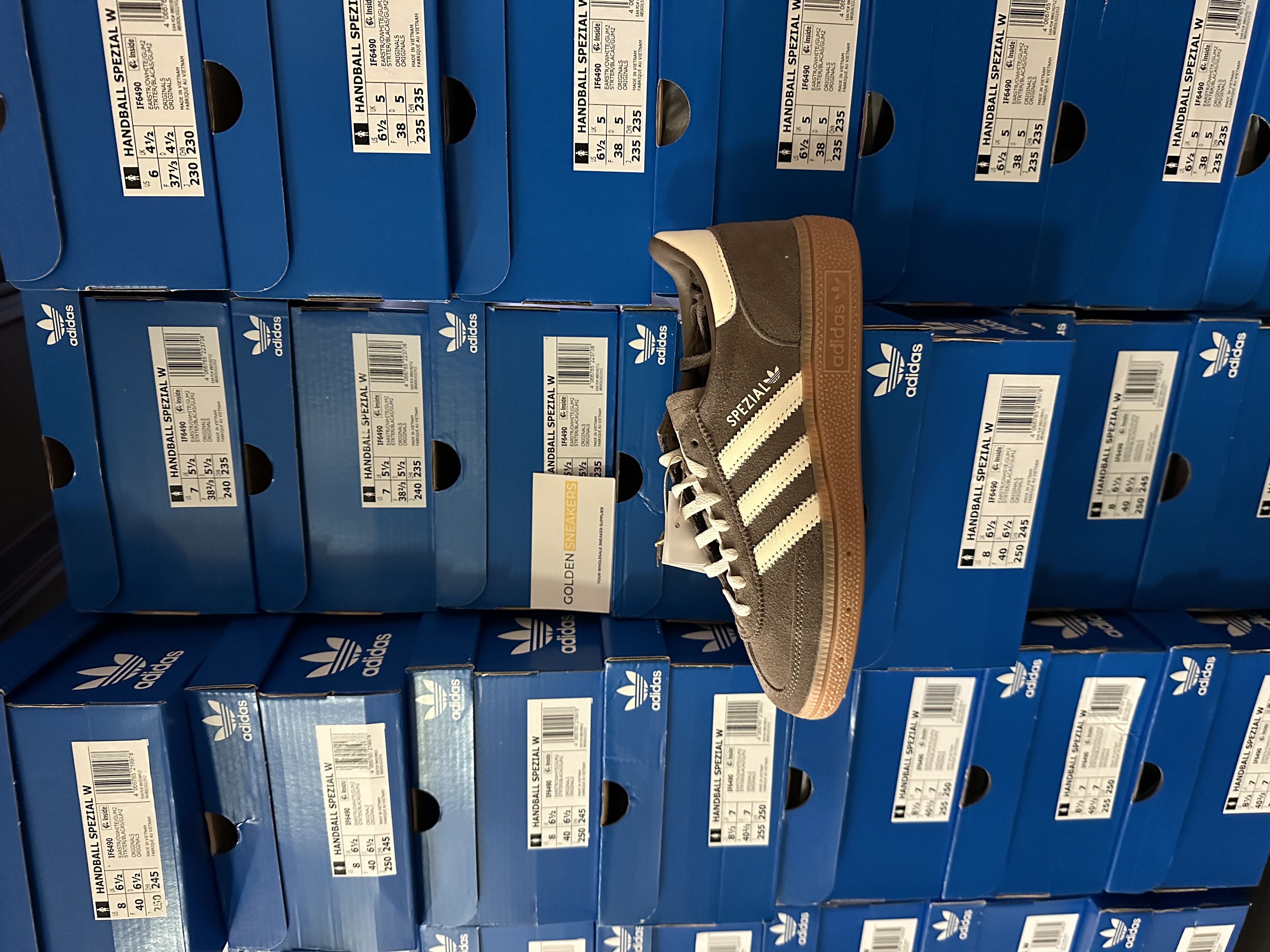 adidas Handball Spezial Earth Strata Gum (Women's)