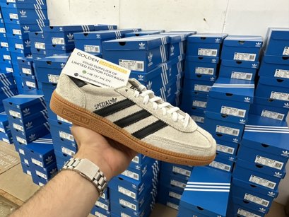 adidas Handball Spezial 'Aluminum Core Black' (W) - Our fastest-moving women's model