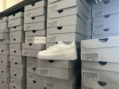 Nike Air Force 1 GS - FV5951-111 / DH2920-111 - The classic in youth sizes